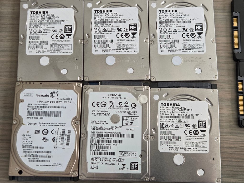 Lot van 6x 2.5" SATA HDD 500GB (Toshiba, Seagate, Hitachi), Intern, Gebruikt, Ophalen of Verzenden, Desktop