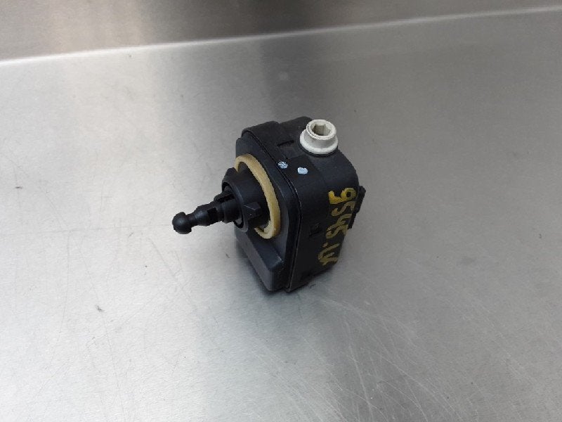 PHARE MOTEUR Toyota RAV4 (A3) (01-2005/06-2013) (|89036765|), Utilisé, Toyota