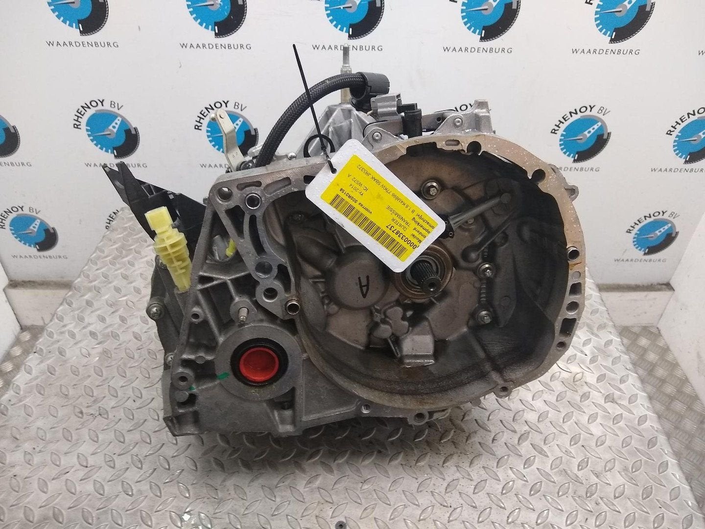 DACIA DUSTER H79 TRANSMISSIE / VERSNELLINGSBAK 2014, Auto-onderdelen, Elektronica en Kabels, Gebruikt, ARN erkend, Stiba lid, Erkend duurzaam