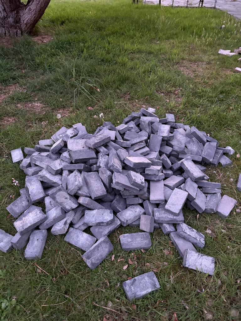 Donkere hardgebakken bakstenen, Doe-het-zelf en Bouw, Metselstenen, Ophalen, Gebruikt, Bakstenen