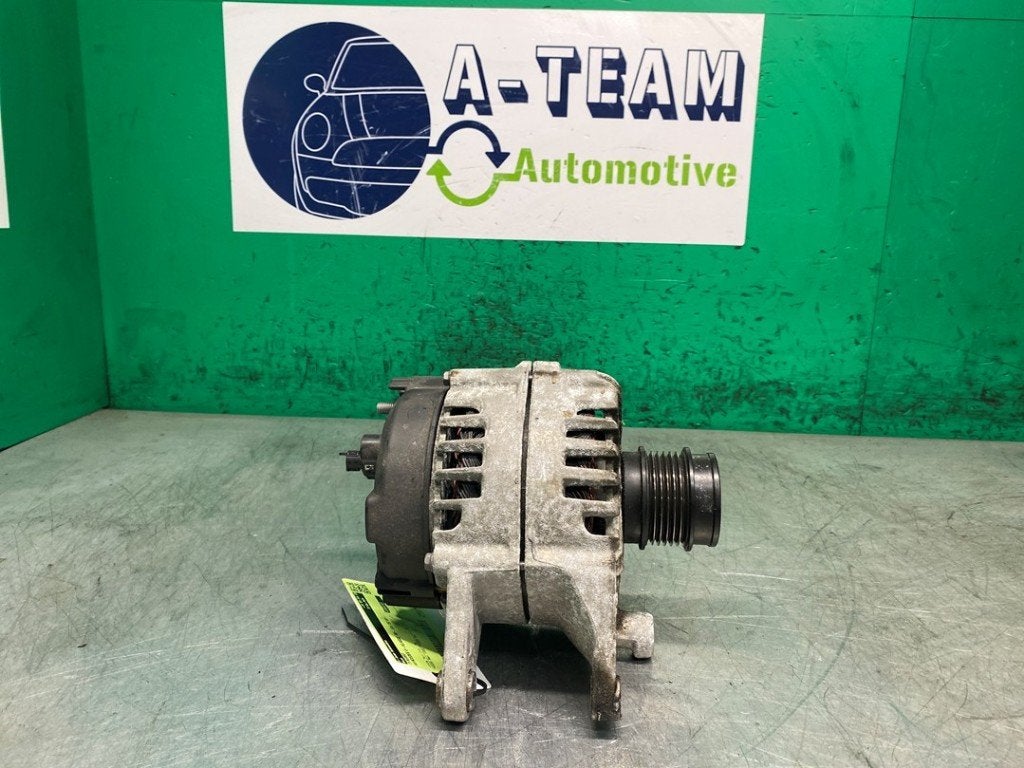 ALTERNATEUR V-Snaar Mercedes-Benz E (W213) (|A0009066906|), Valeo, Mercedes-Benz, Utilisé, 100, rue de Courcelles
75017  Paris, FR