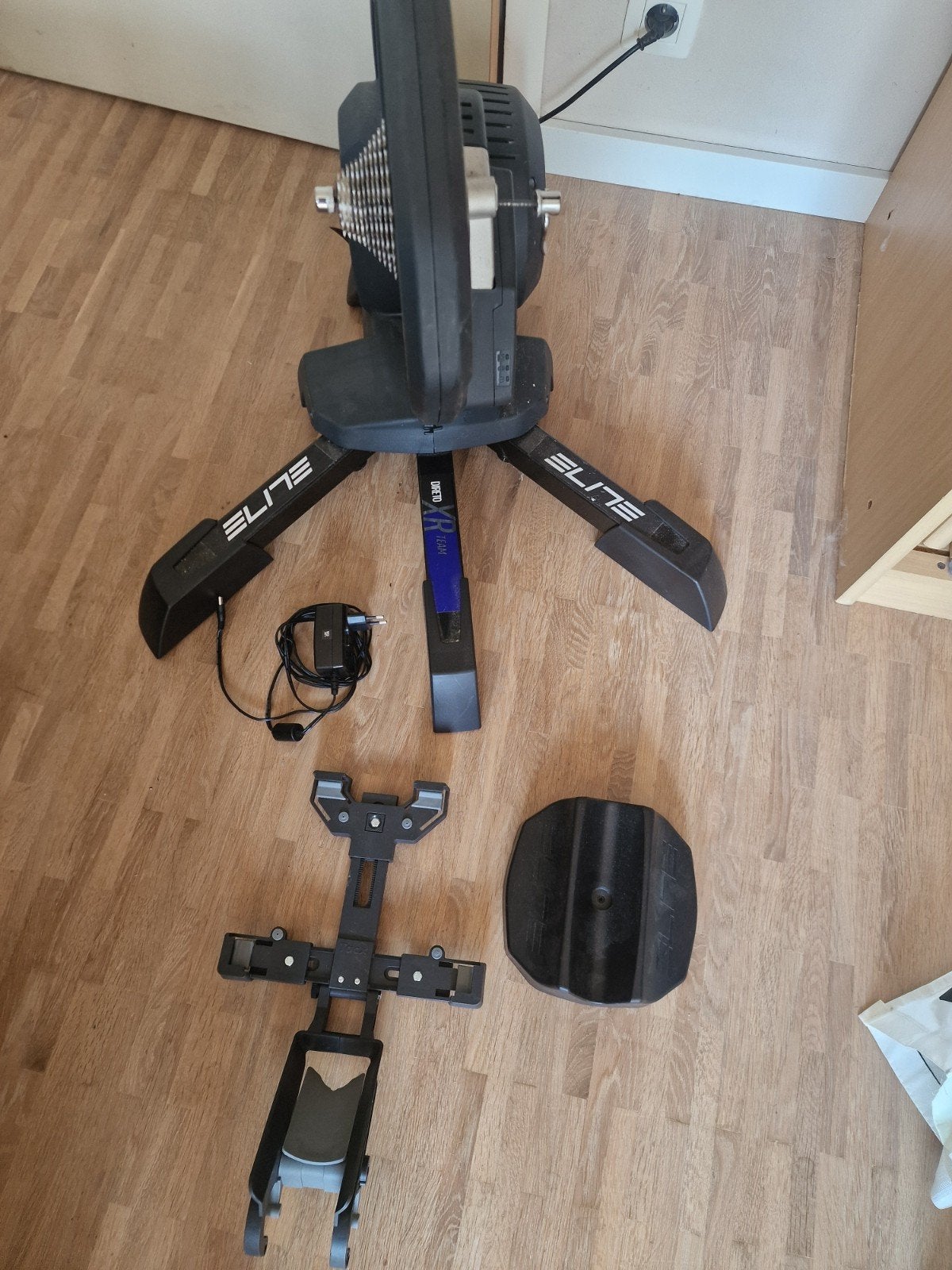 Elite Direto XR Team trainer, Ophalen