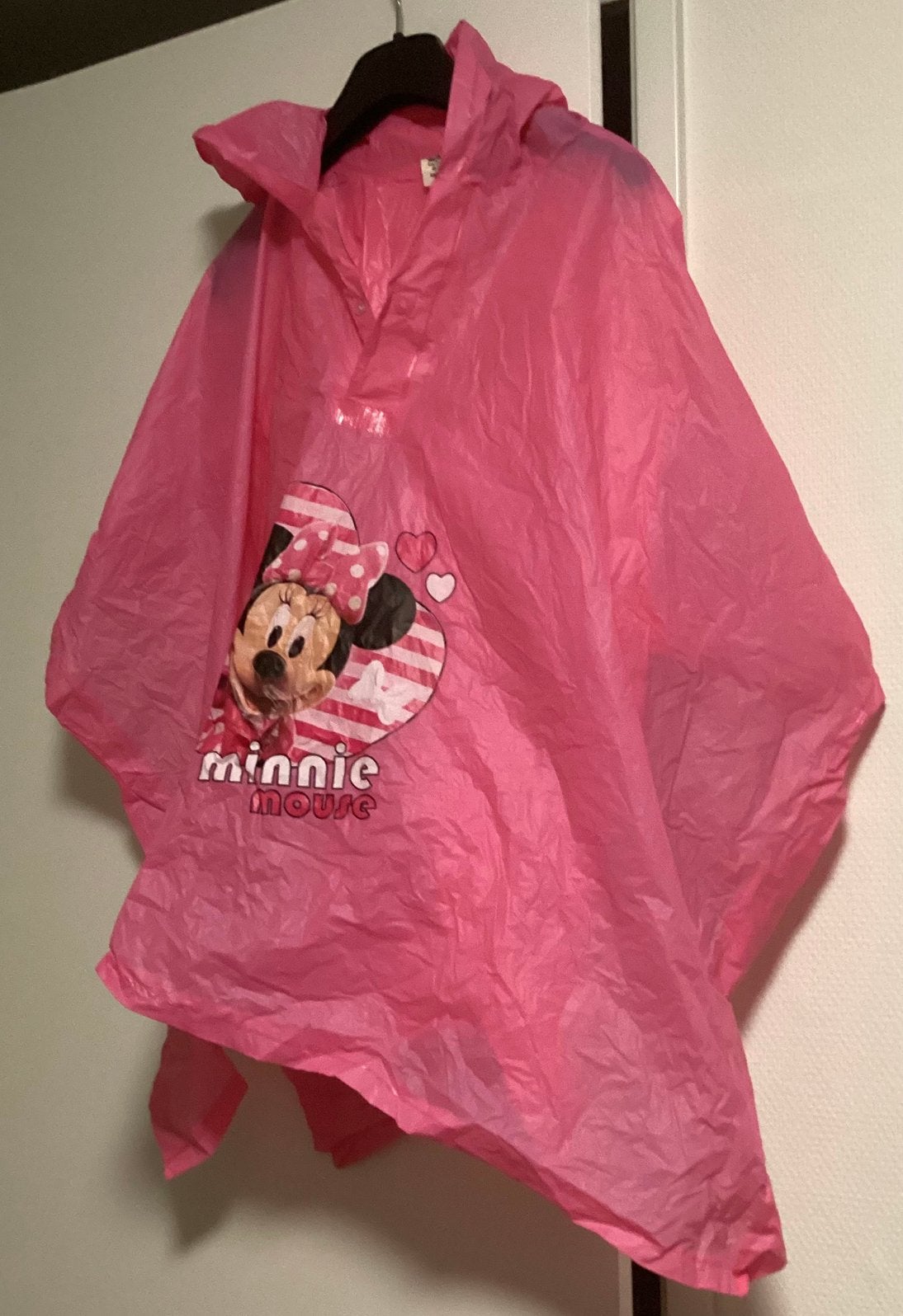 Disney regencape,z.g.a.n.,maat 5 t/m 10 jaar ,mooi !, Enfants & Bébés, Accessoires de mode pour enfants, Enlèvement ou Envoi, Comme neuf