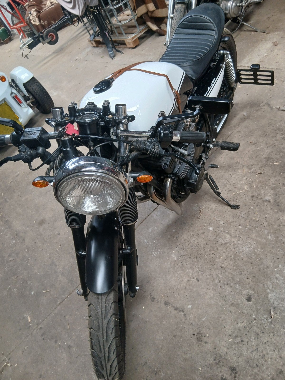 Cafe racer yamaha, 750 cc, Occasion, 4 cilinders, Particulier