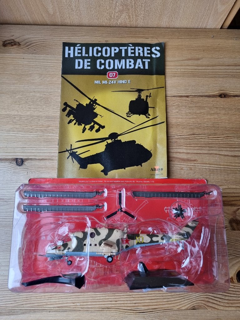 Hélicoptères de combat MIL MI-24V HIND E, Verzamelen, Ophalen of Verzenden, Luchtmacht, Miniatuur of Beeldje