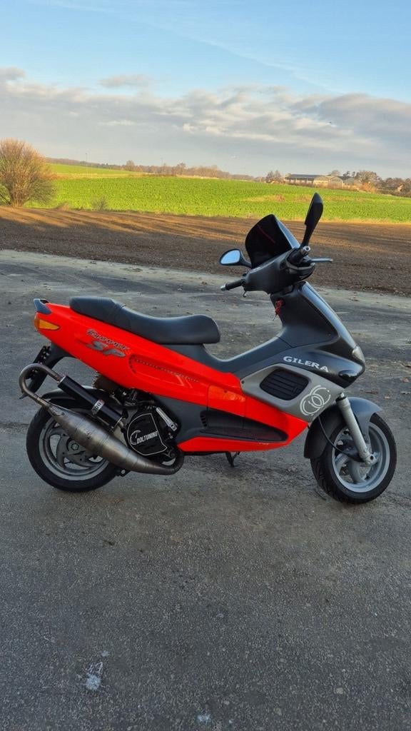 Runner 125cc fluo rosso, Enlèvement