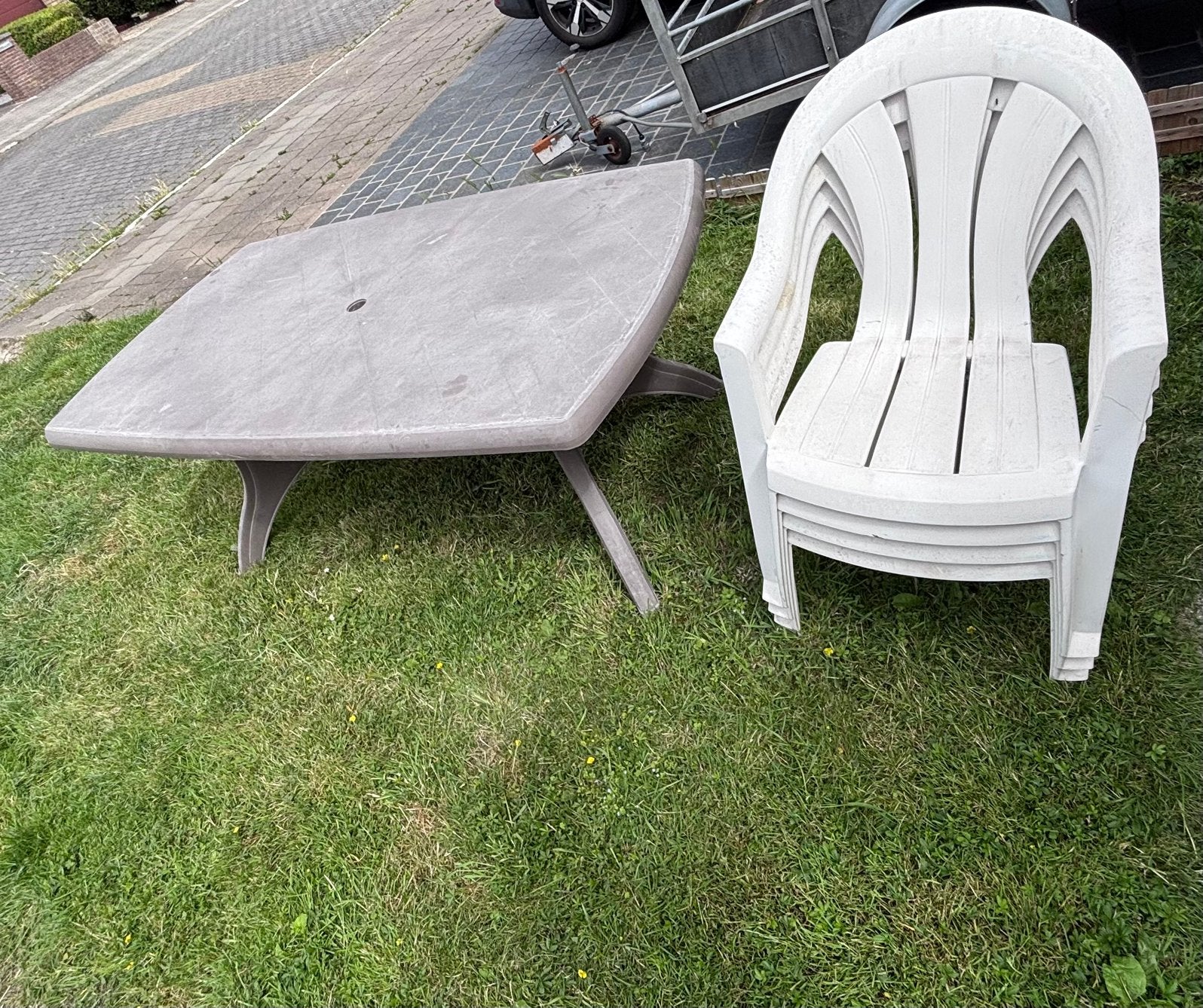 Tuintafel en stoelen tekoop ook apart tekoop, Tuin en Terras, Ophalen, Zo goed als nieuw
