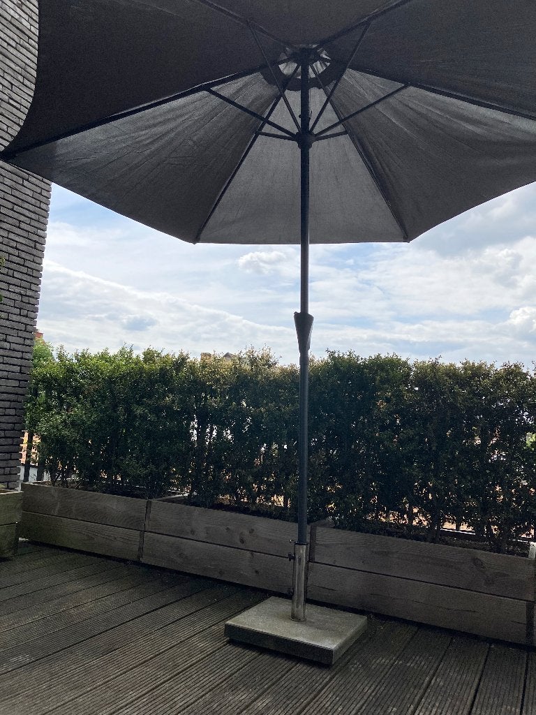 Parasol + graniet parasolvoet + hoes - Garden Plus, Ophalen, Gebruikt, 3 tot 4 meter, Stokparasol