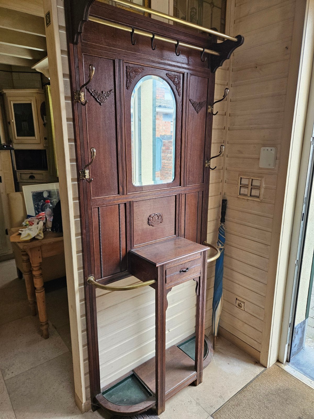 porte-manteau, Enlèvement