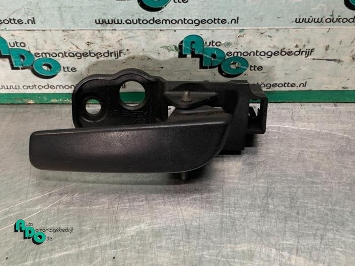 Poignée portière 4portes avant droite d'un Fiat Fiorino (F, -, 3 mois de garantie, Utilisé, Fiat