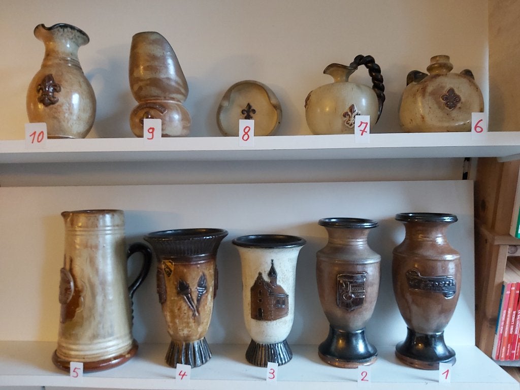Vazen van steengoed van Bouffioulx, gesigneerd Guérin,, Antiek en Kunst, Ophalen of Verzenden