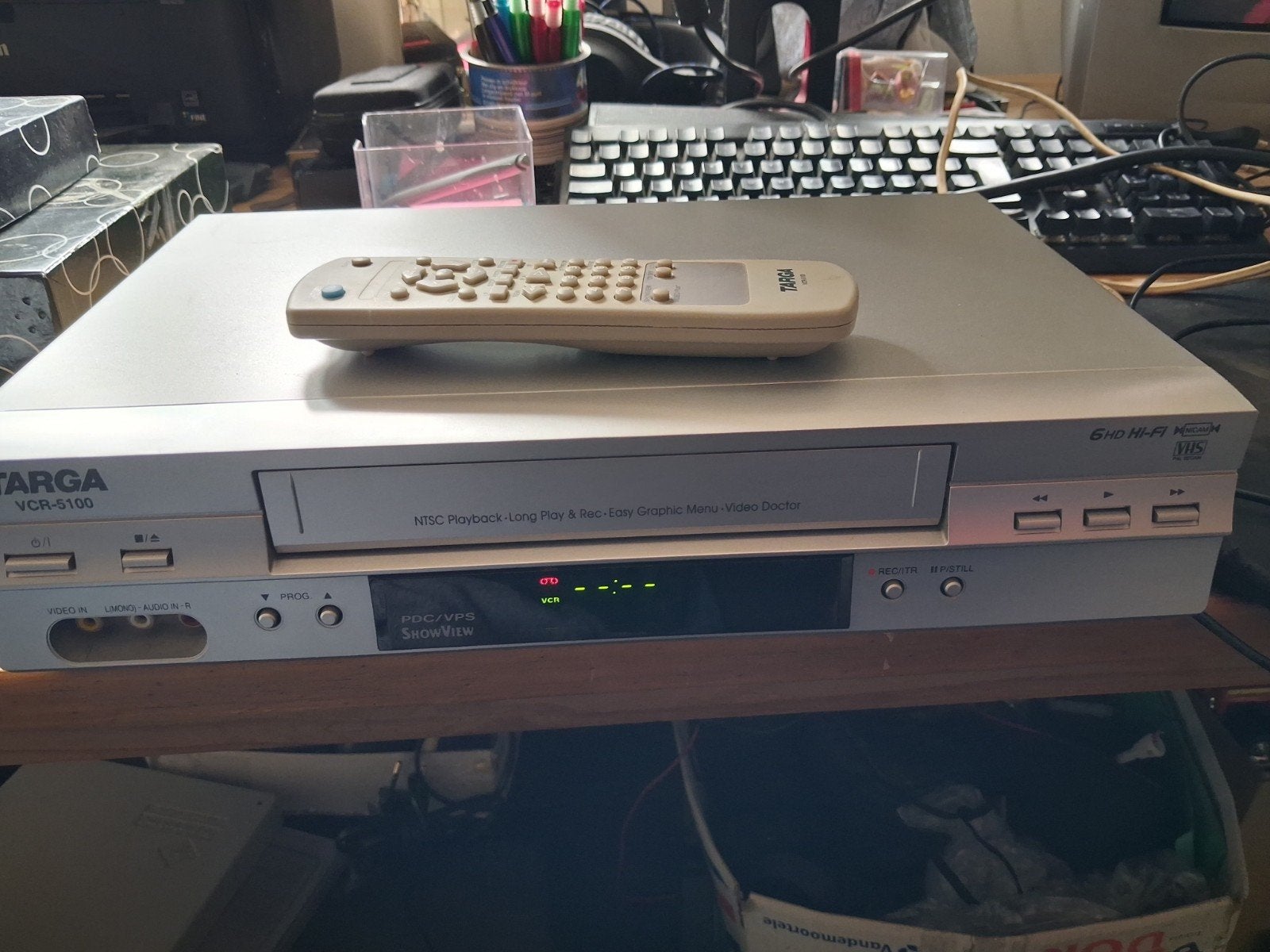 Lecteur/enregistreur VHS Targa VCR-5100 avec télécommande, TV, Hi-fi & Vidéo, Lecteurs vidéo, Enlèvement ou Envoi