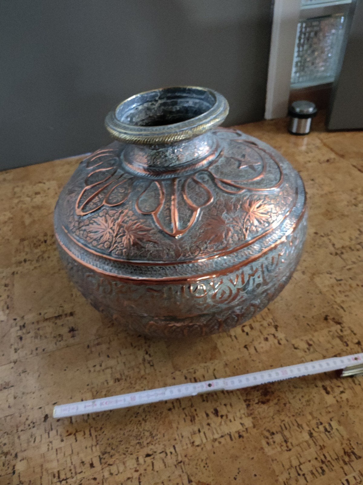 Decoratieve koperen pot, Ophalen