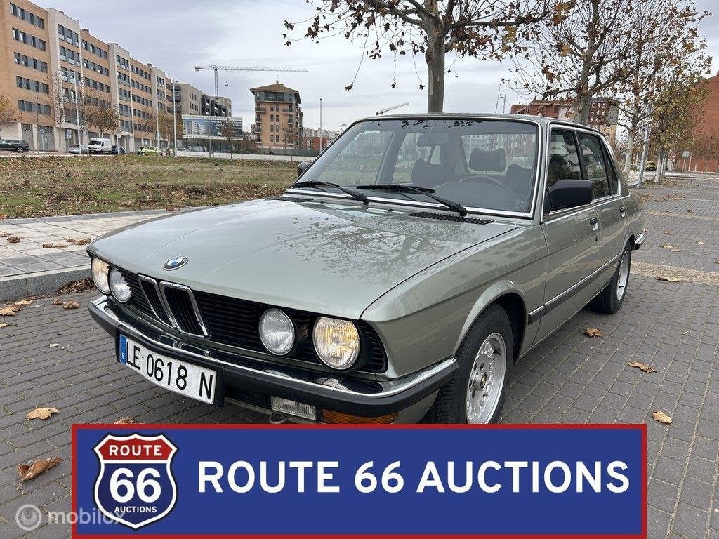 BMW 525i | 1983 | Route 66 Auctions, Autos, Achat, Entreprise, Boîte manuelle, Autre carrosserie