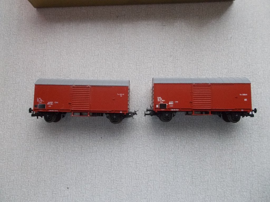 SNCB 2 WAGONS MARCHANDISES - LILIPUT - 1:87, Hobby & Loisirs créatifs, Wagon, Comme neuf, Courant continu, Liliput