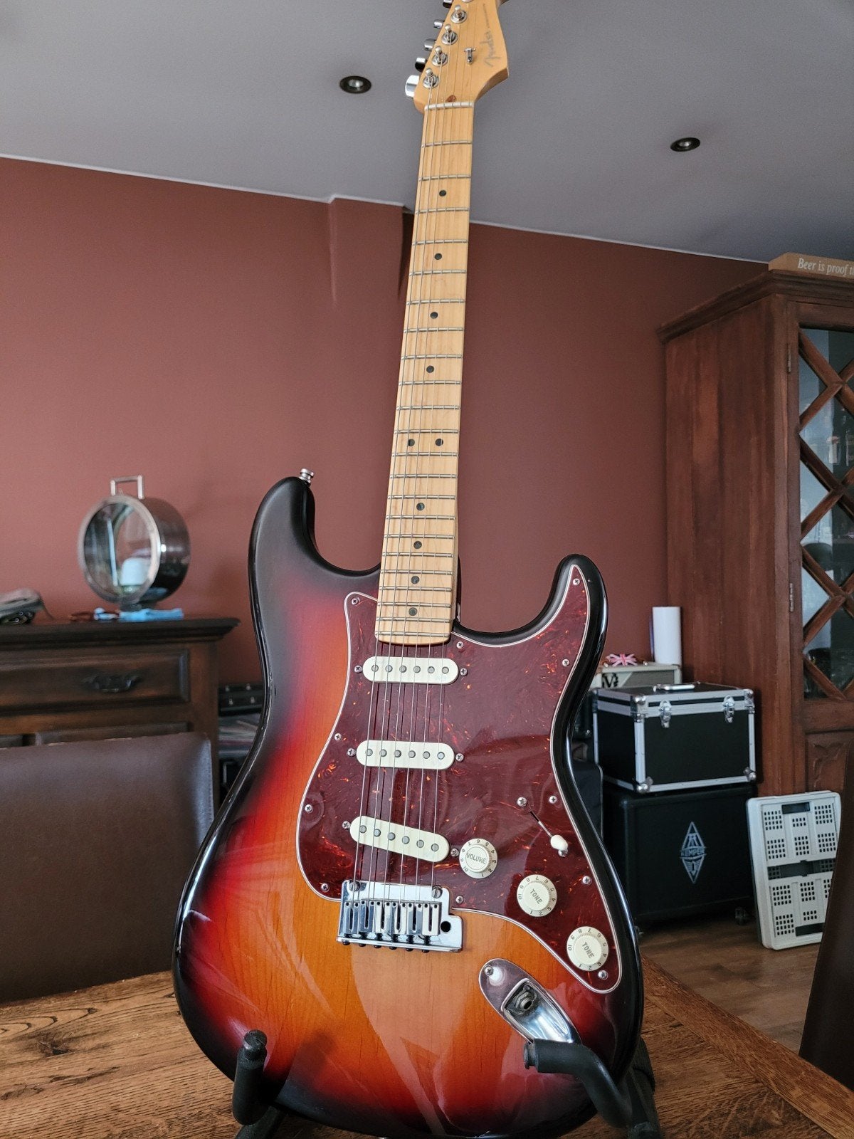 Fender stratocaster Deluxe, Ophalen, Fender