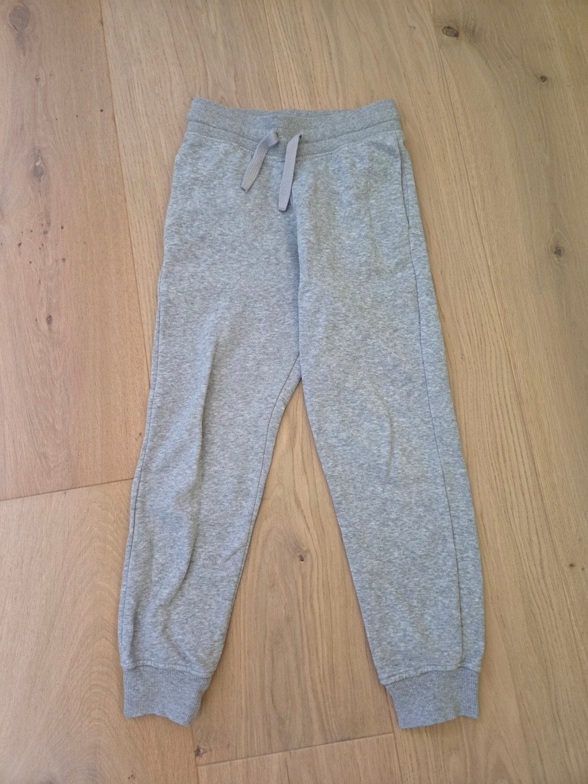 Training H&M - maat 134 - 9 jaar, Kinderen en Baby's, Kinderkleding | Maat 134, Gebruikt, Jongen of Meisje, H&M, Sport- of Zwemkleding
