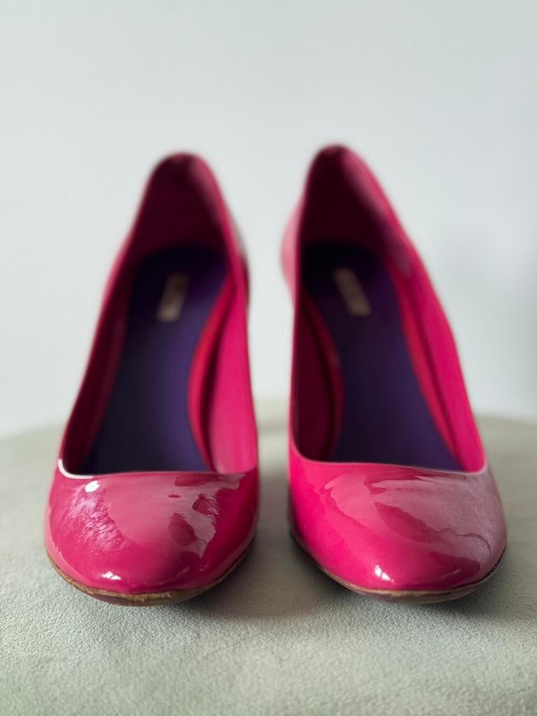 Miu miu pumps - hakken, Kleding | Dames, Schoenen, Ophalen of Verzenden, Zo goed als nieuw, Pumps
