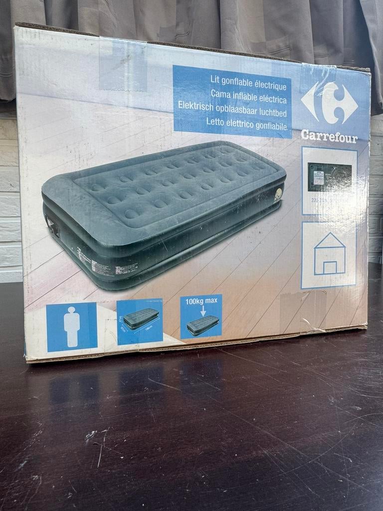 Elektrische luchtbed, Caravans en Kamperen, Ophalen, Ingebouwde pomp, Nieuw, 1-persoons