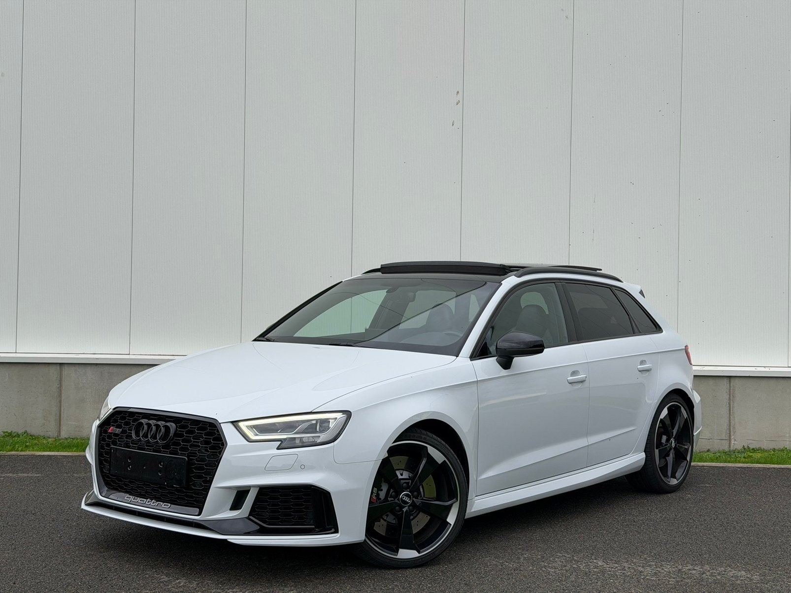 Audi RS3 - 2019 - Full Opties - Panorama - (93.000 km), Automaat, Euro 6, RS3, Bedrijf