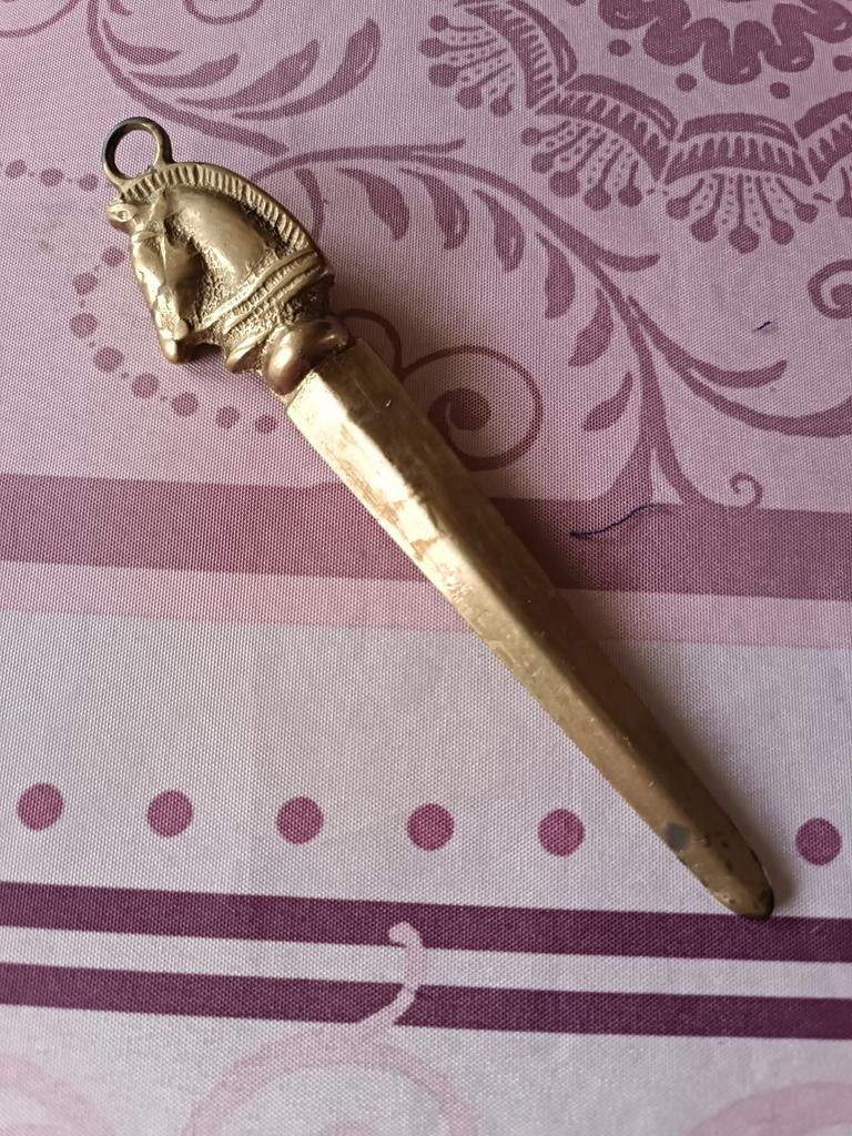 Ouvre-lettres vintage en cuivre antique avec tête de cheval,, Antiquités & Art, Enlèvement