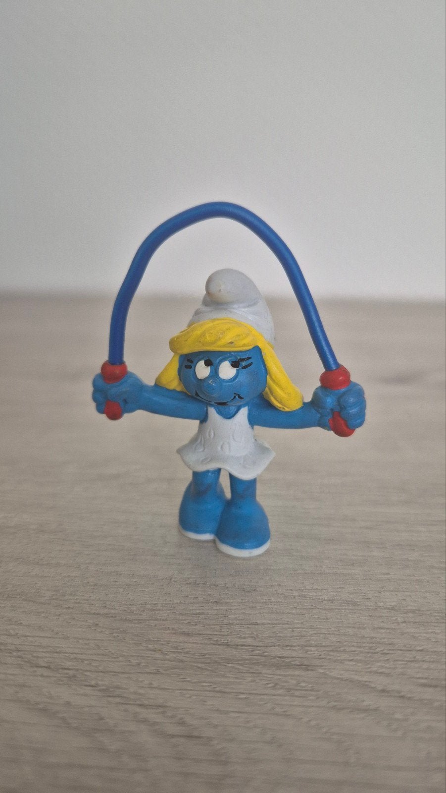 Smurfin met blauw touw - zeldzame variant, Ophalen of Verzenden, Nieuw, Smurfin, Poppetje, Figuurtje of Knuffel