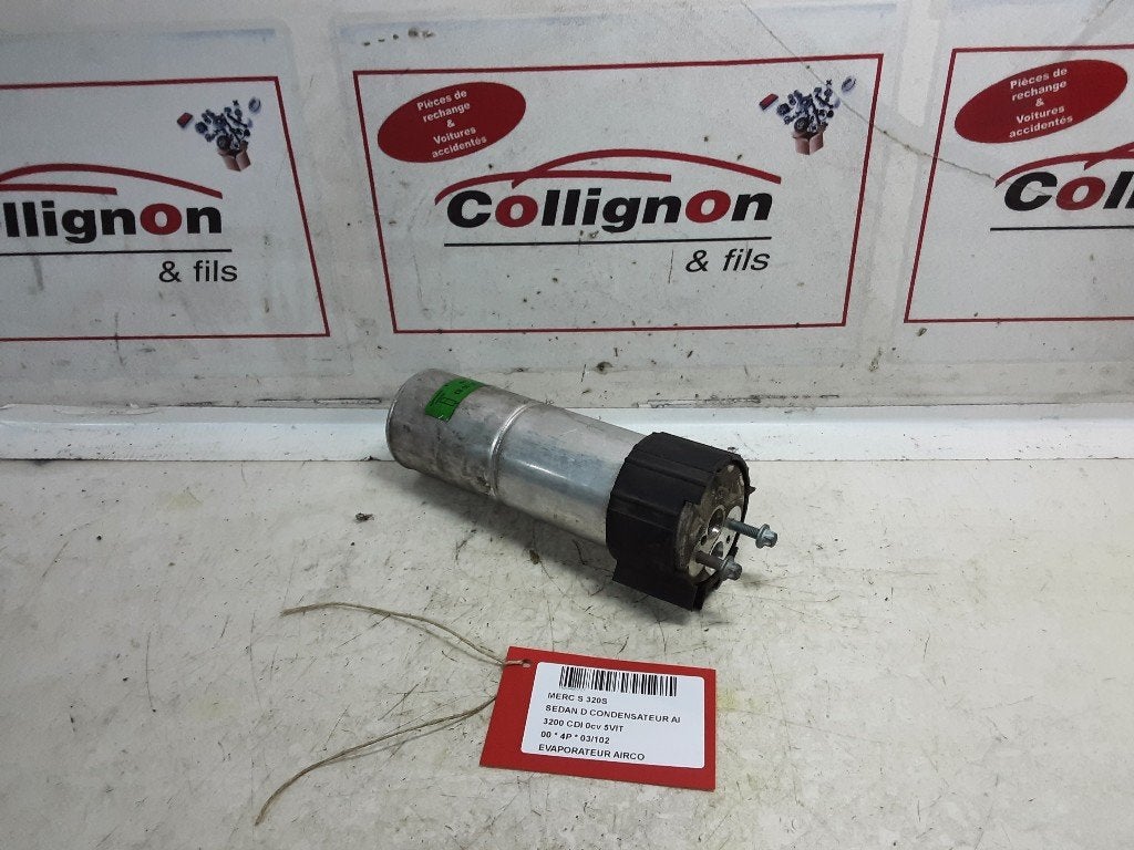 CONDENSEUR CLIMATISATION Sprinter 3t (903) (A2208300083), Mercedes-Benz, Utilisé, Dialog.mb@mercedes-benz.com, Mercedes-Benz AG