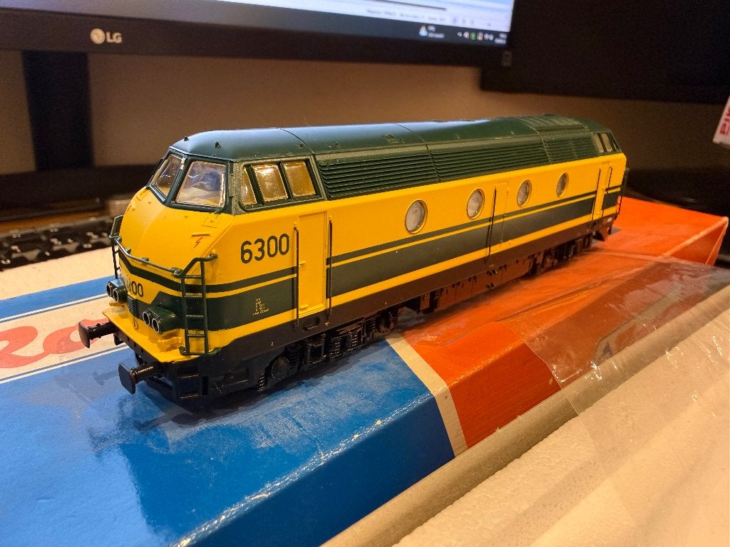 Roco 43544 – SNCB 6300 Digitalisée éclairage LED modernisé, Hobby & Loisirs créatifs, Trains miniatures | HO, Roco, Locomotive