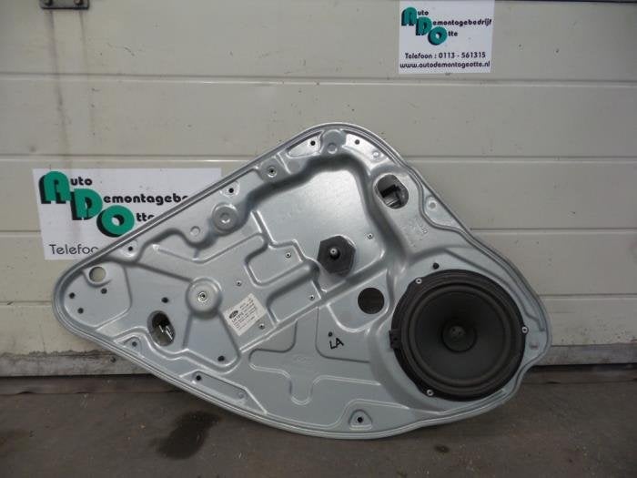 Mécanique vitre 4portes arrière gauche d'un Ford Focus (Fo, -, 3 mois de garantie, -, -