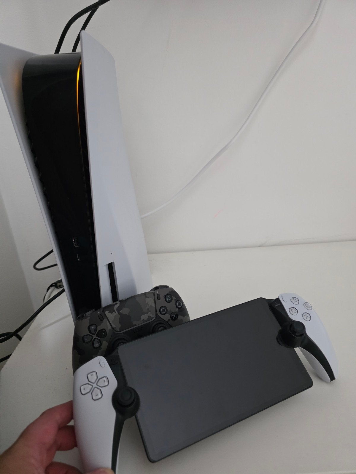 PS5  Te koop + Portal ... Zie beschrijving, Reconditionné, À partir de 18 ans, Enlèvement, 3 joueurs ou plus