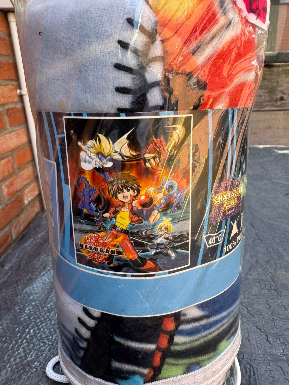 Bakugan fleece deken, Ophalen, Zo goed als nieuw, 160 cm, Deken