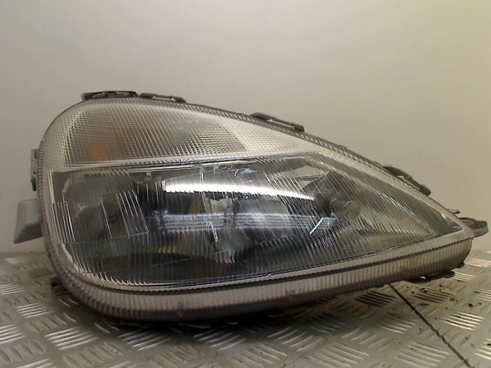 Koplamp rechts van een Mercedes A-Klasse, Gebruikt, -, Ophalen of Verzenden, -