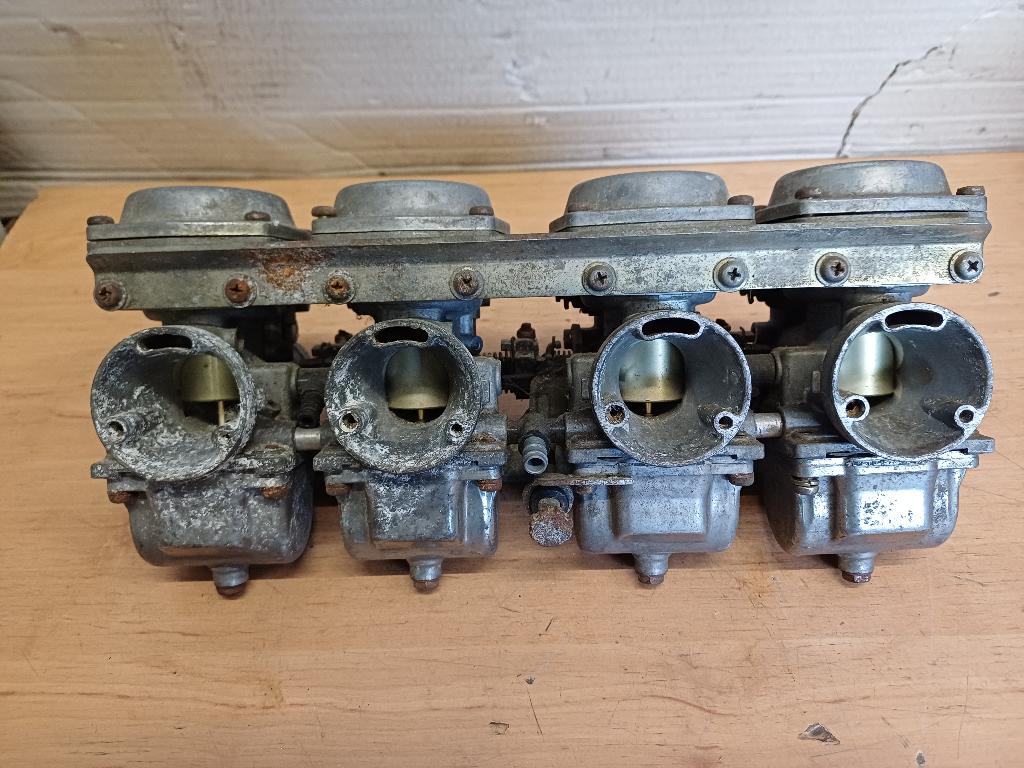 suzuki gs 650 carburator, Enlèvement, Utilisé