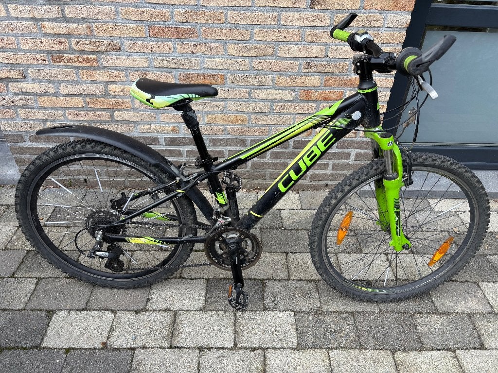 Vélo Cube d'occasion pour enfants 24 pouces (9-10 ans), Frein à main, Enlèvement, Utilisé, Cube