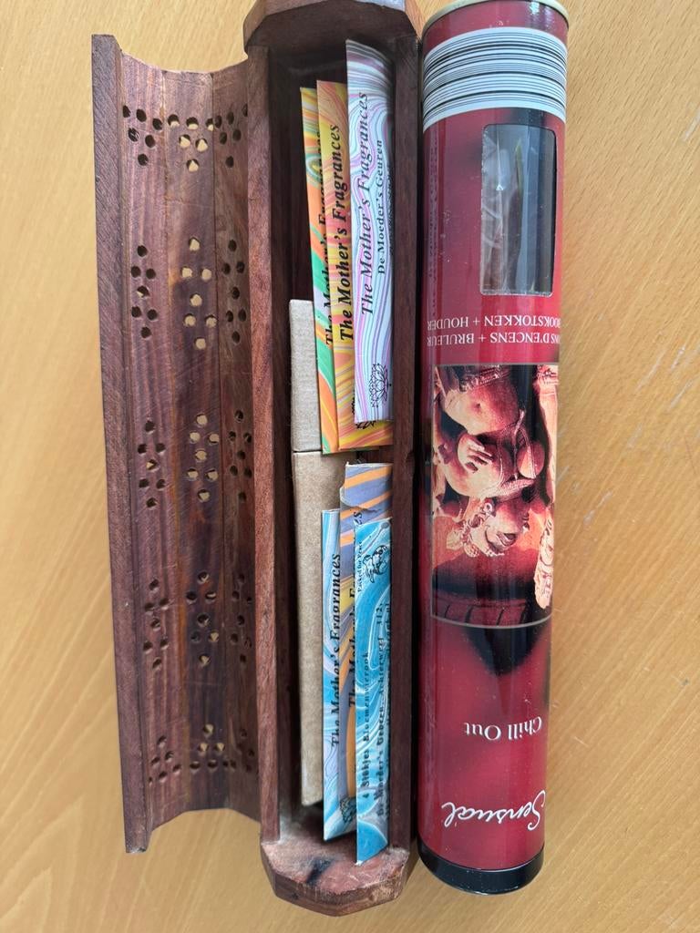 Wierookhouder en -stokjes, Ophalen, Zo goed als nieuw, Bruin, Hout