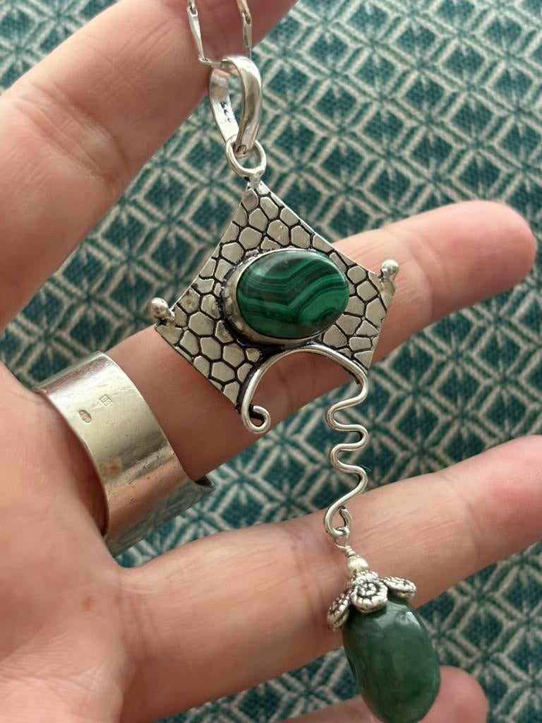 Vendu!!! Collier en argent malachite, Envoi, Comme neuf, Argent, Argent
