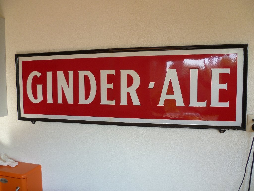 EMAILLE RECLAMEBORD"GINDER ALE"UIT 1958, Collections, Enlèvement, Utilisé, Panneau publicitaire