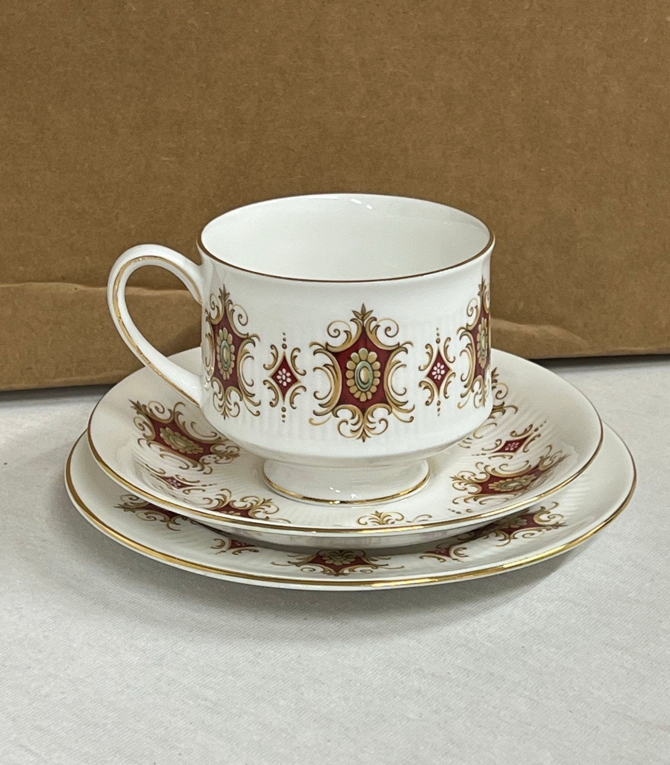 de tasses à thé, soucoupes assiettes Flamenco Paragon Bone, Enlèvement ou Envoi