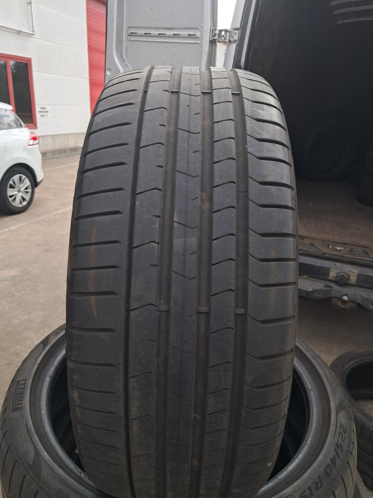 2254019 225/40/19 225/40r19 été, Enlèvement