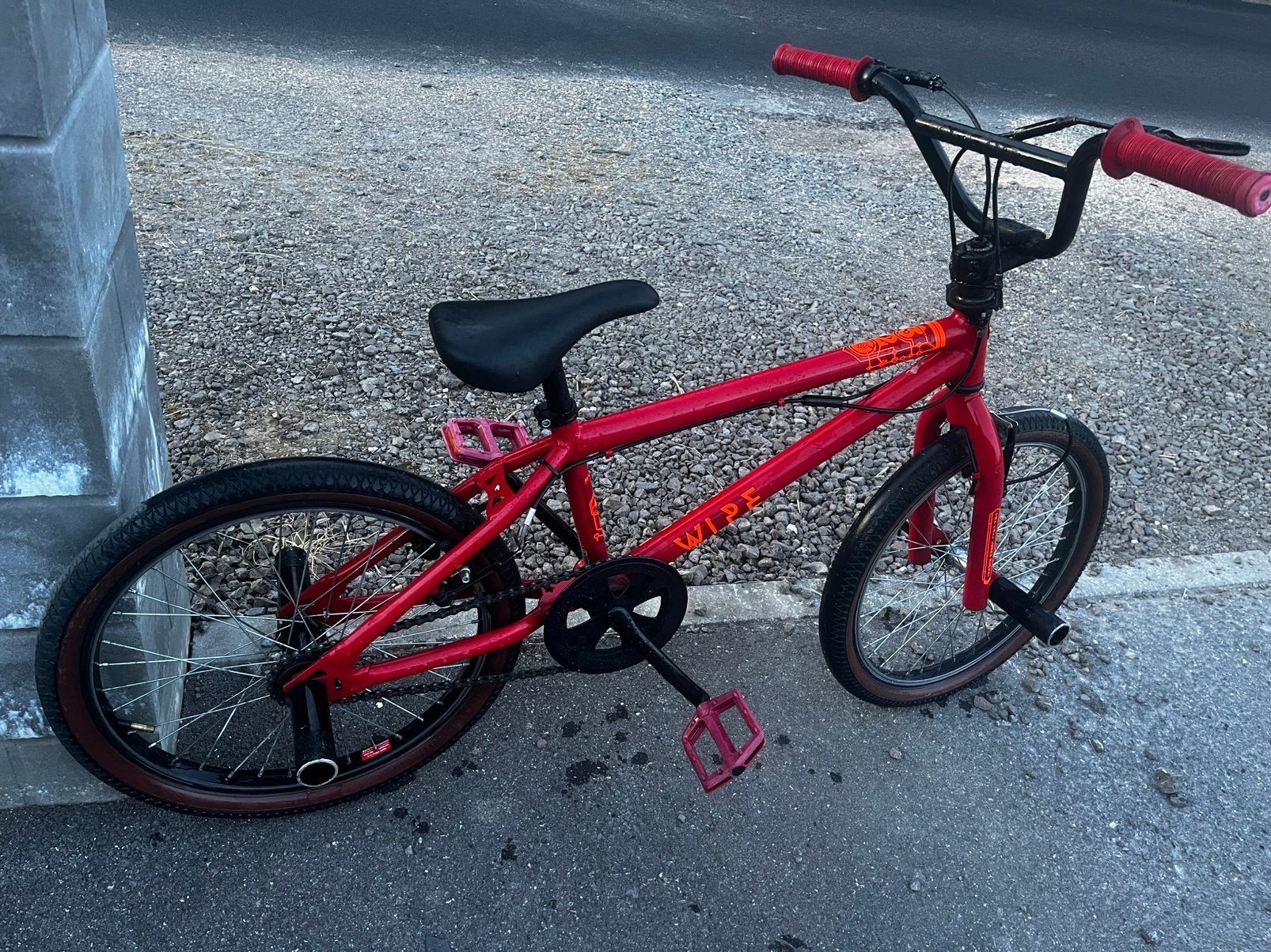 BMX  wipe, Vélos & Vélomoteurs, Vélos | BMX & Freestyle, Frein sur jante, Repose-pieds, Enlèvement, Utilisé