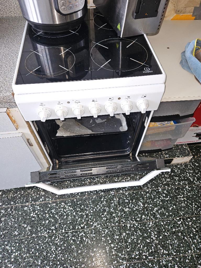 Four et plaques induction, Electroménager, Enlèvement, Utilisé, Autoportant, Four