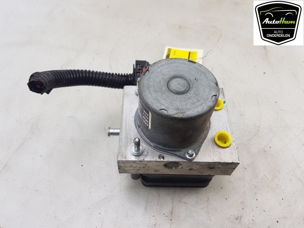 ABS POMP (|110354100A|104474500B|10474500B|104474600A|), Robert Bosch AG, Gebruikt, Overige automerken, Robert-Bosch-Allee 1
74232  Abstatt, DE