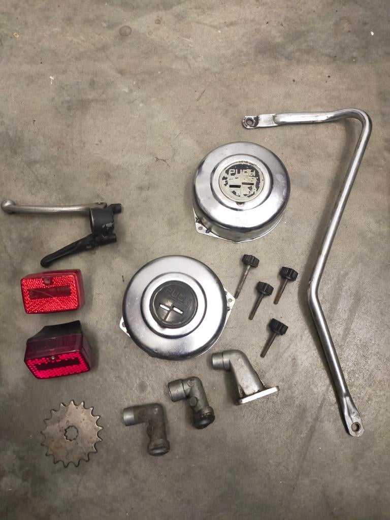 Puch Maxi kapjes achterlicht spruitstuk etc, Ophalen of Verzenden