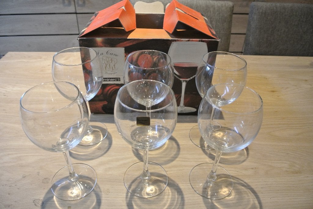 6 Luminarc NEW wijnglazen, Antiek en Kunst, Ophalen