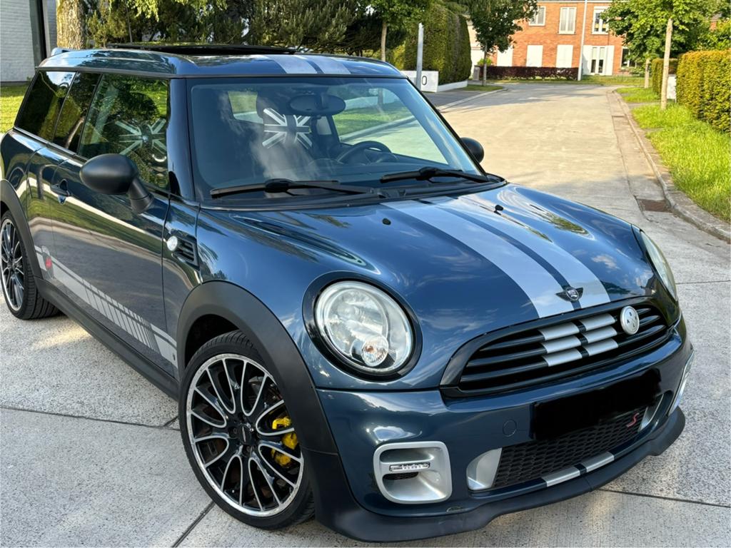 MINI COOPER CLUBMAN 1.6 BENZINE PANO GEKEURD VOOR VERKOOP, Auto's, Mini, Stof, Start-stop-systeem, Handgeschakeld, Particulier