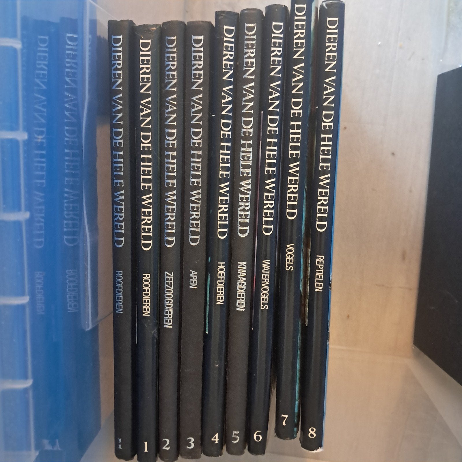 reeks dieren van de hele wereld (12 boeken), Boeken, Ophalen of Verzenden, Zo goed als nieuw, Dieren