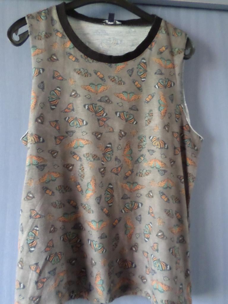 top van Kiabi: xl, Ophalen of Verzenden, Gedragen, Maat 46/48 (XL) of groter, Zonder mouw