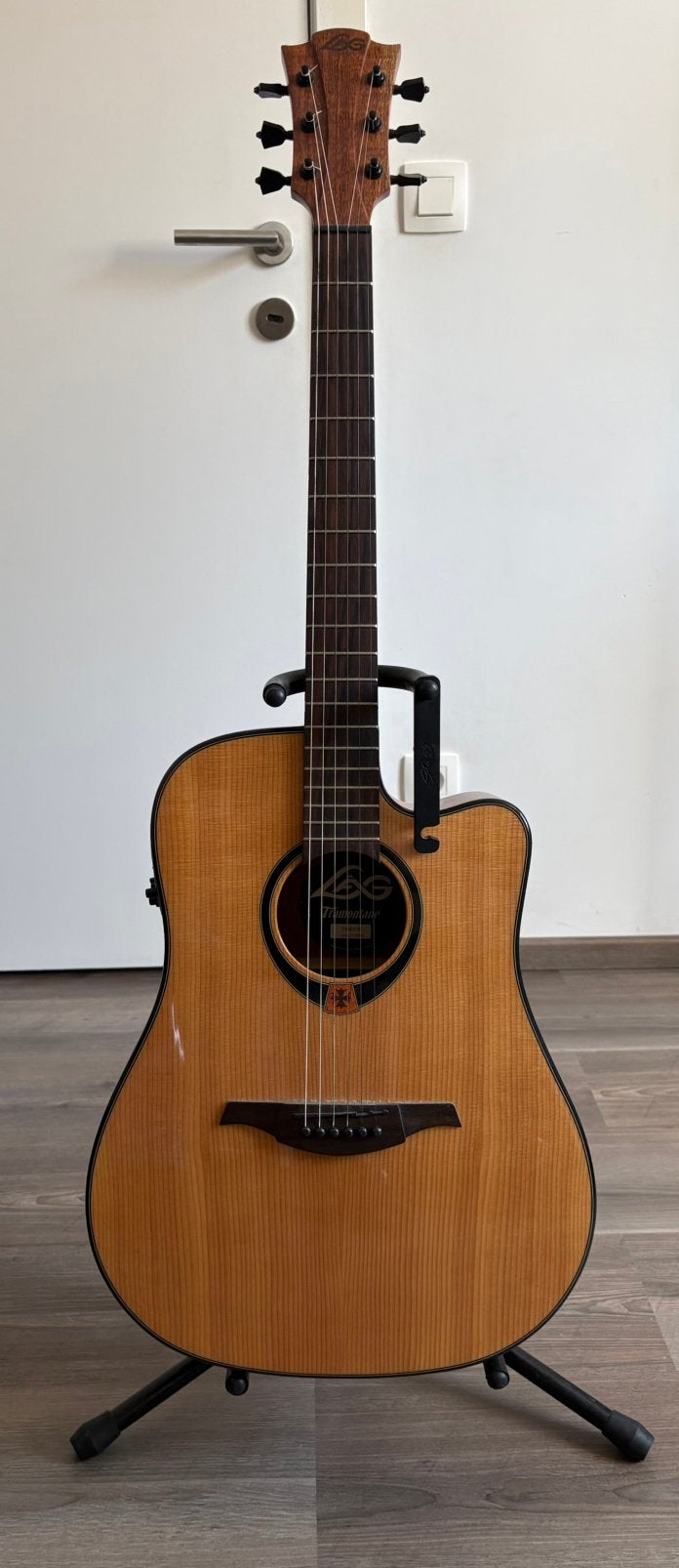 Lag akoestiche gitaar, Ophalen, Zo goed als nieuw, Western- of Steelstringgitaar, Met (piezo-)element