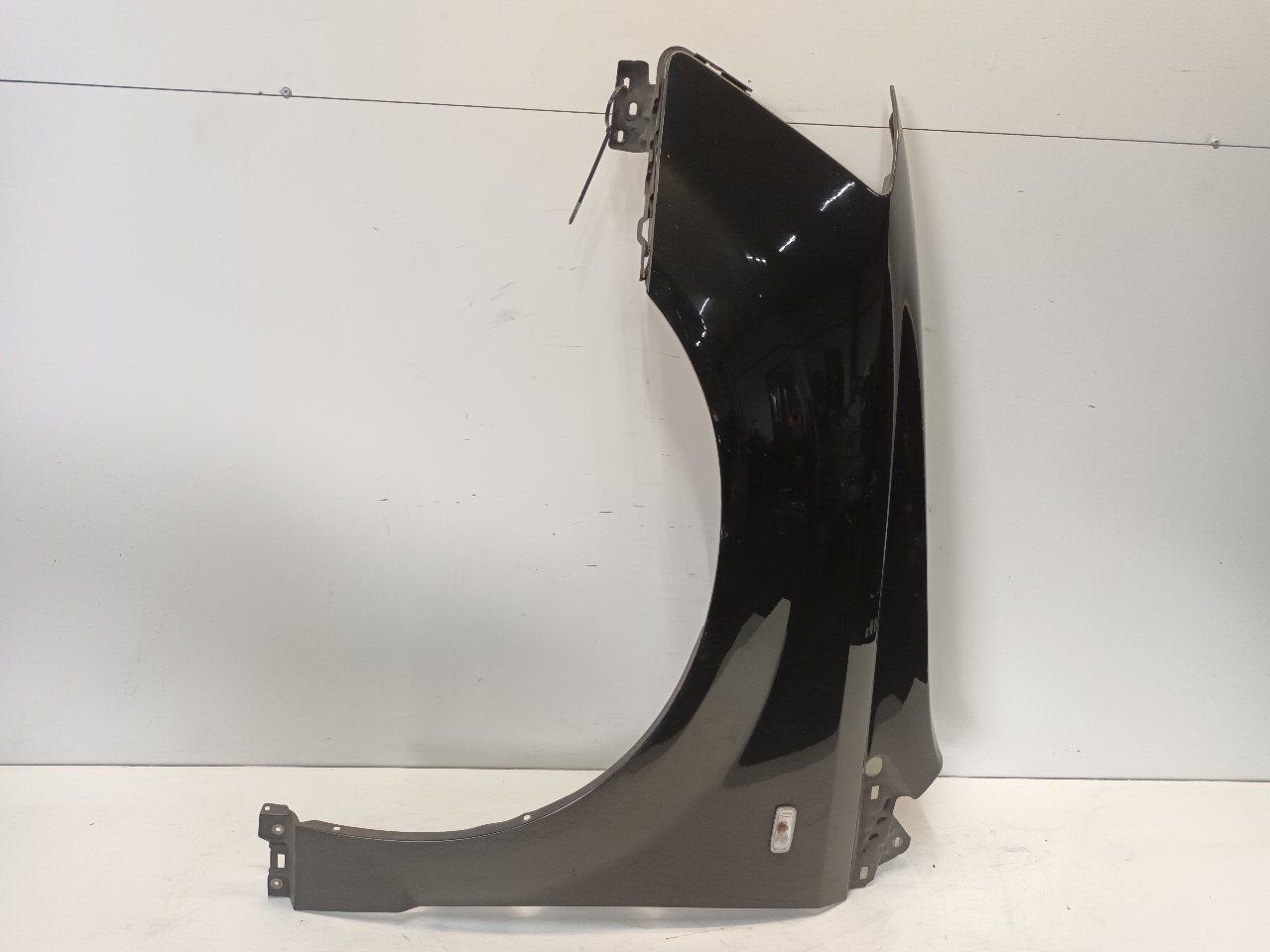 Spatbord links voor Lancia Voyager, Auto-onderdelen, Onderdelen@venauto.nl, Van der Ven Autorecycling B.V., Gebruikt, Ettenseweg 76, 4706 PB Roosendaal, The Netherlands
