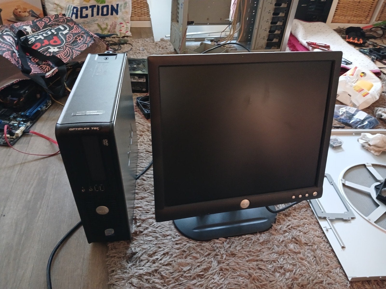 Computer met moniteur muis en keyboard klaar voor gebruiken!, Ophalen of Verzenden, Dell optiplex